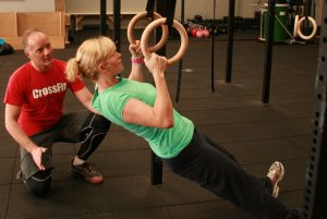 crossfit-ring-pull-up-2